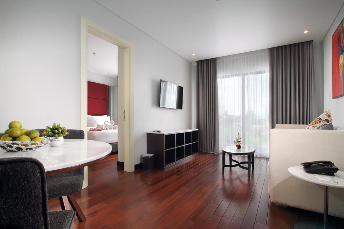 Helios Hotel & Convention Watampone Dış mekan fotoğraf